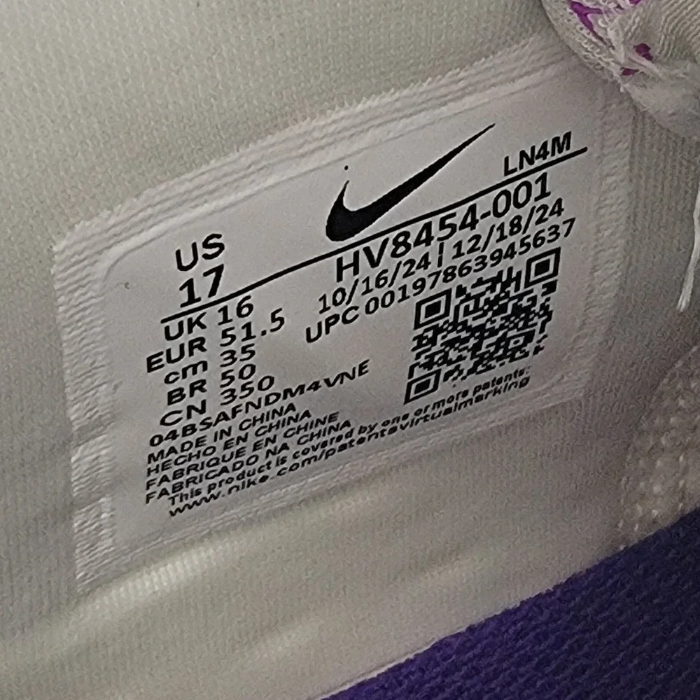 Nike LeBron 22 Frozen Grapes Rare Sz 17 NWOB Basketball Shoes Purple HV8454-001